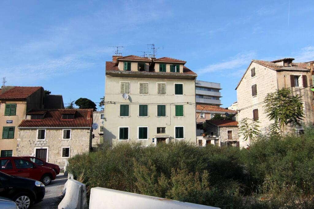 Apartment Barbara'S Inheritance Split Exterior foto